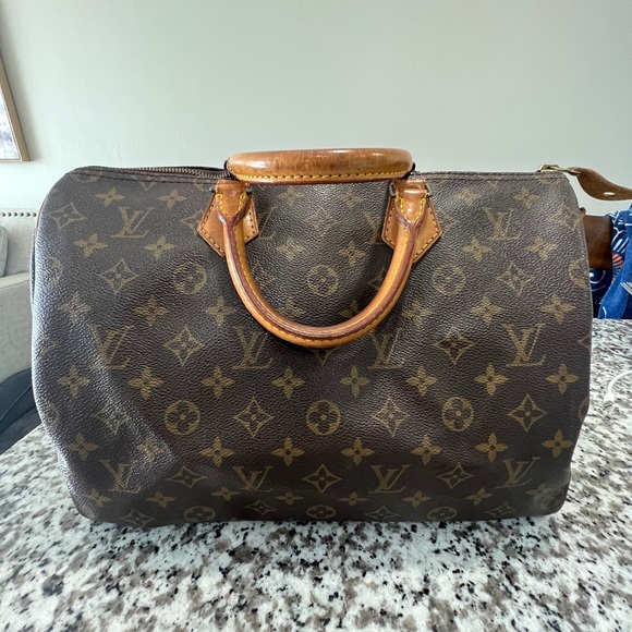 Vintage Louis Vuitton Speedy 30 - Picture 7 of 13